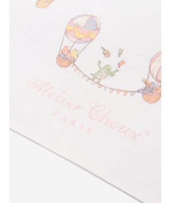 Atelier Choux Baby Pastel Circus Swaddle in White les muscles