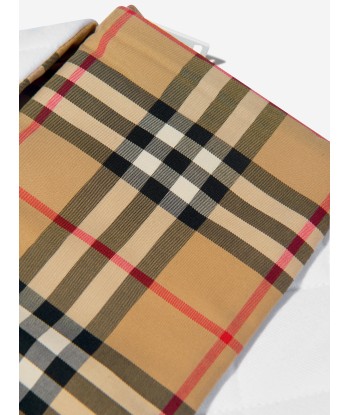 Burberry Baby Check Iggy Blanket In White Dans la société mordern