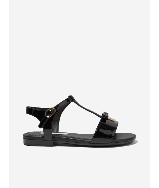 Dolce & Gabbana Girls Patent Leather Logo Sandals in Black Comparez et commandez 